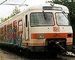 420 043
