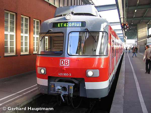 420 900 in der Aussenansicht [Zum schliessen des Fensters einfach hier klicken] &copy;Gerhard Hauptmann