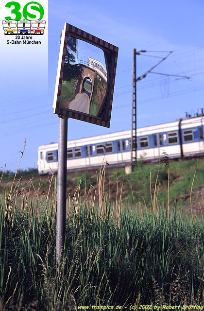 "Spieglein, Spieglein am Straßenrand - welcher ET ist der schönste im Land?" [Klick zum Pin-up]