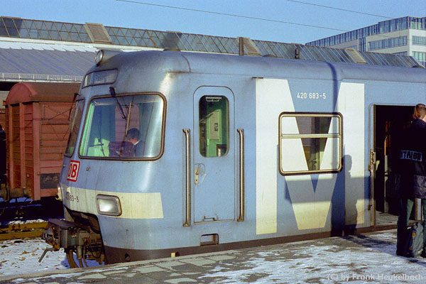 420 637-1