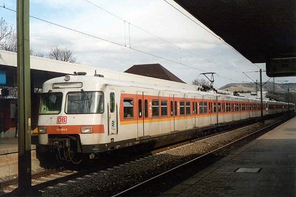420 464-0