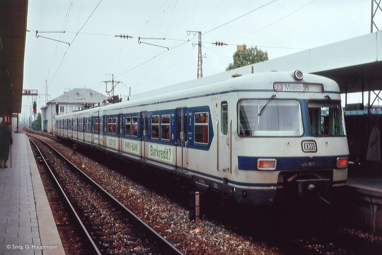 420 022-6 in kieselgrau/blau