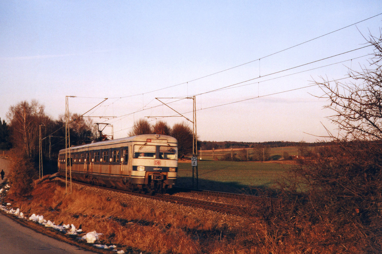 420 537-3
