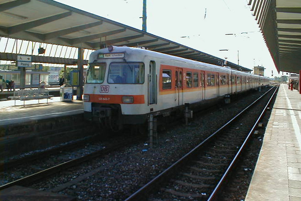 420 045-7