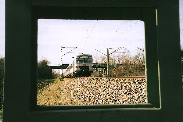 420 081-2