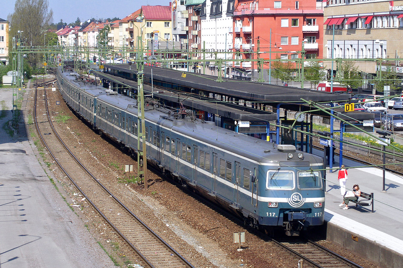 X420 117 (B-Wagen 420 617) in Sundbyberg