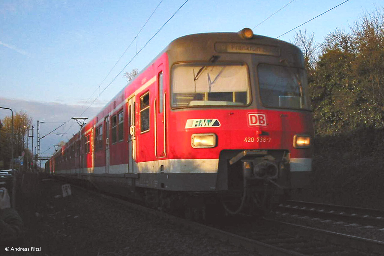 420 738-7