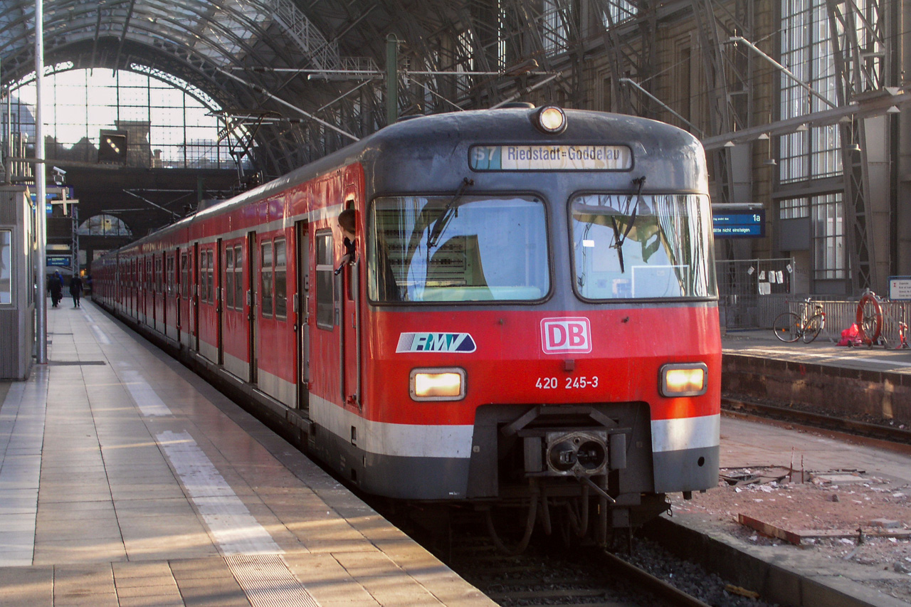 420 245-3