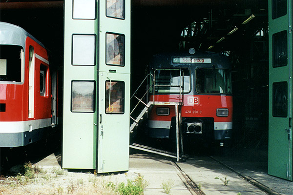 420 250-3 im AW Nürnberg