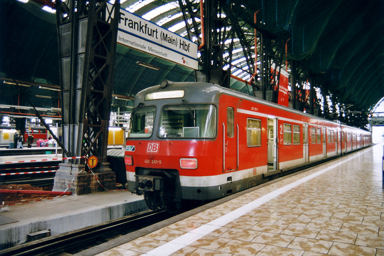 420 261-0, am 14.12.2002 als S1 Kurzpendel