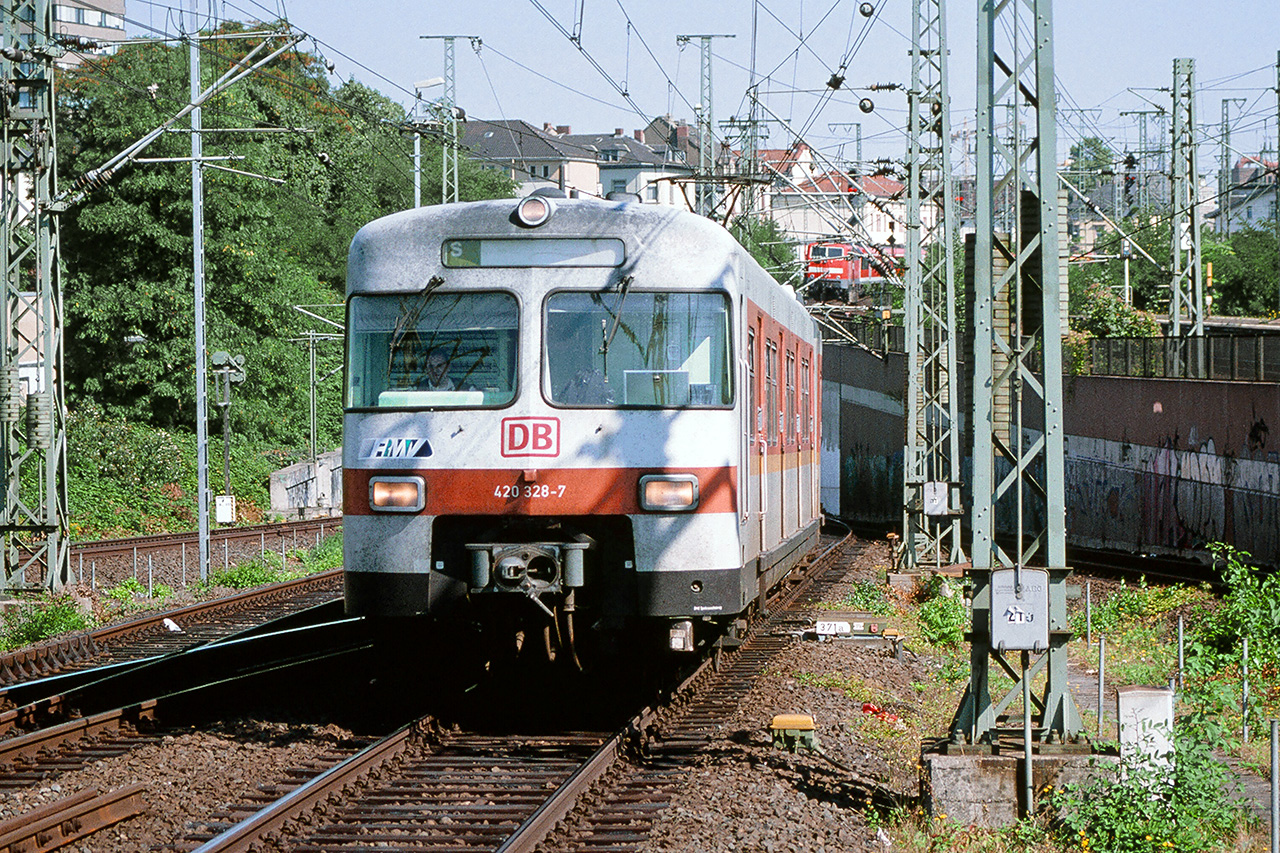 420 328-7
