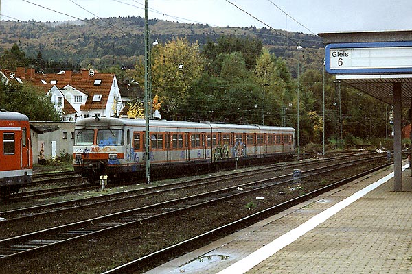 420 330-3 mit Ganzreklame??