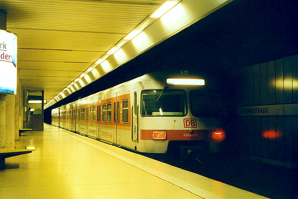 420 446-7
