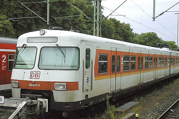 420 472-3