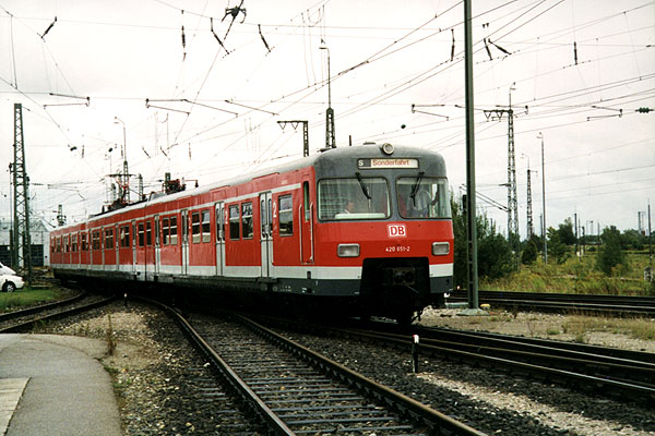 420 651-2