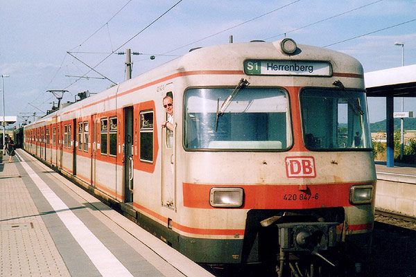 420 847-6
