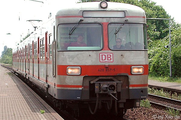 420 857-5