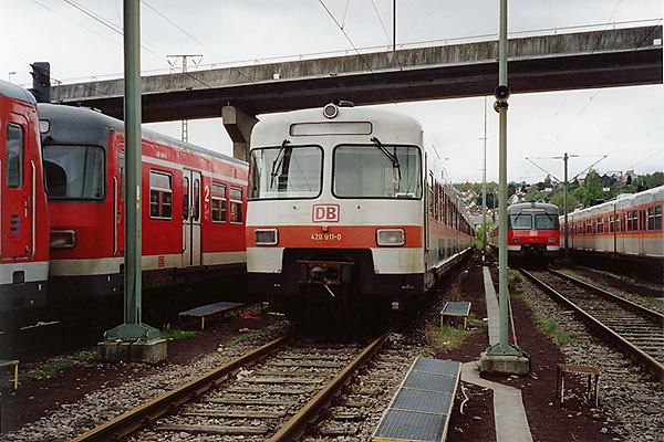 420 911-0